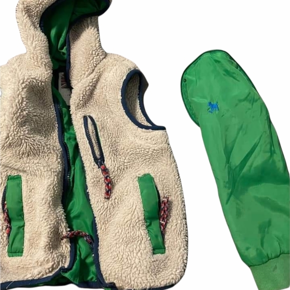 Boy's Mini Boden Sherpa Vest/Jacket Green Size 3/4 - Picture 2 of 3